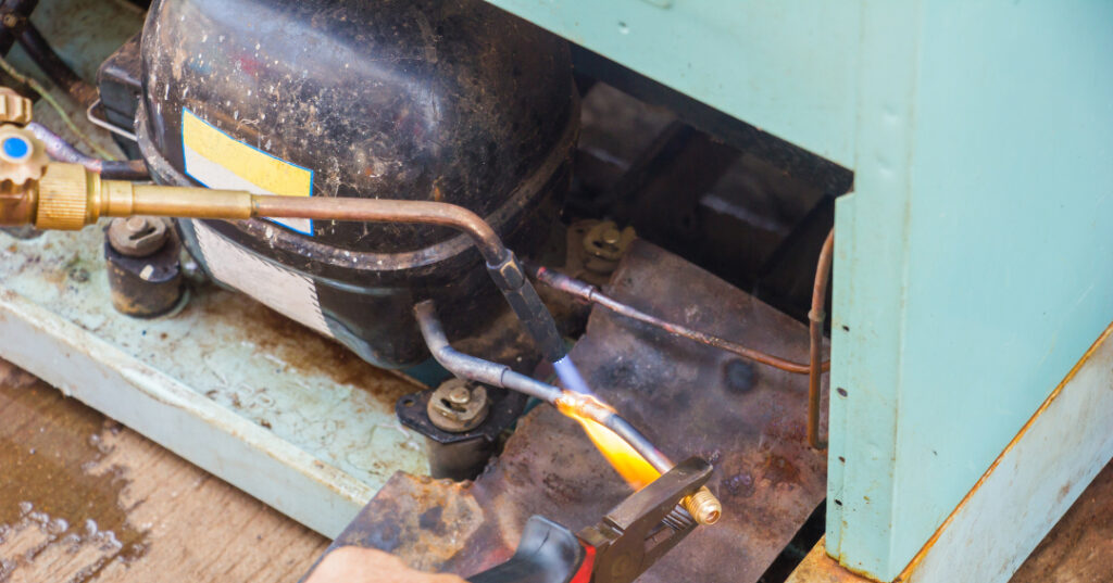 Assistência Técnica Midea no Santo André | Autorizada no Santo André reparo de compressor